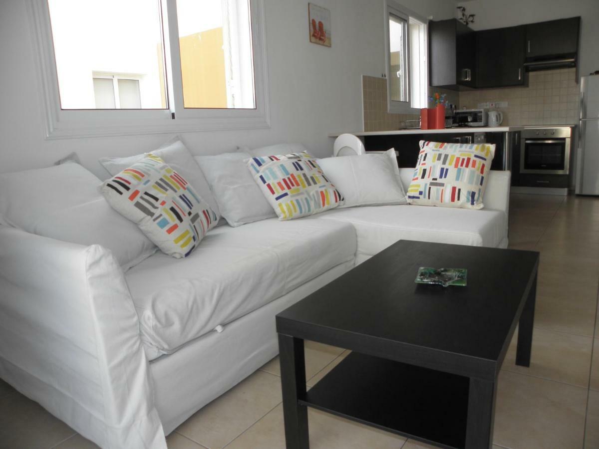 Cosy Apartment In A Luxury Resort Paralimni Exterior photo